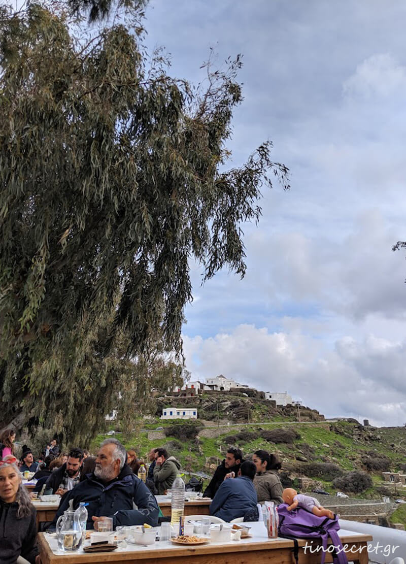 Xoirosfagia-Tinos-2025-03