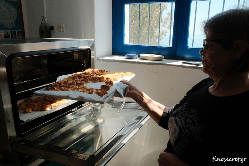 pasxalines-tyropites-tinos-2026-099